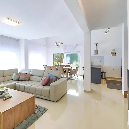 Villa Petra - Sea View - Trogir, Ciovo Donji Okrug (Ciovo)